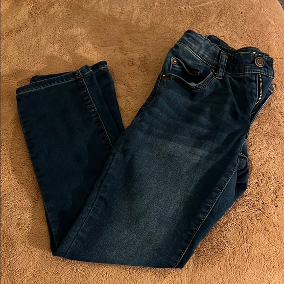 Classic Blue Jeans in Slim Fit Style - Picture 1 of 4